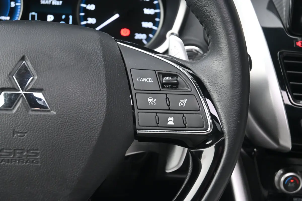 2.4 PHEV Instyle | Schuif-/Kanteldak | Navigatie | Leder | HUD | Achteruitrijcamera | Stoelverwarming | Climate Control | !!