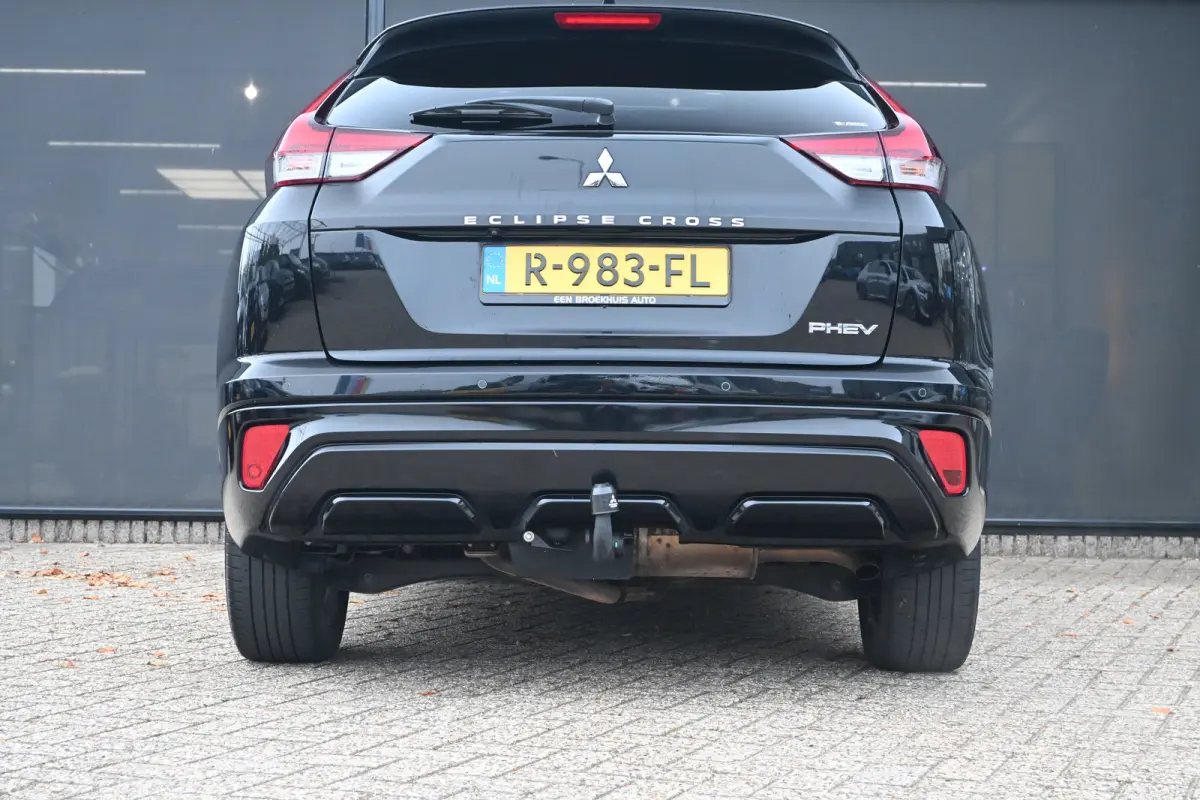 2.4 PHEV Instyle | Schuif-/Kanteldak | Navigatie | Leder | HUD | Achteruitrijcamera | Stoelverwarming | Climate Control | !!