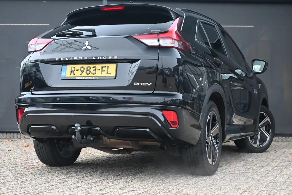 2.4 PHEV Instyle | Schuif-/Kanteldak | Navigatie | Leder | HUD | Achteruitrijcamera | Stoelverwarming | Climate Control | !!