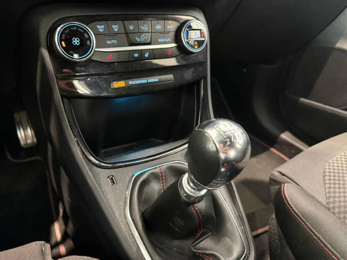 1.0 EcoBoost Titanium X