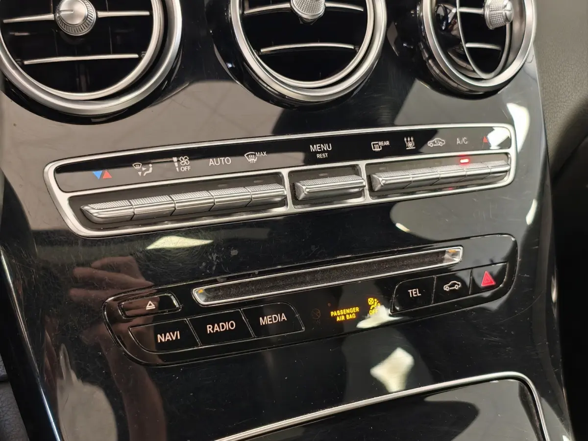 250 4MATIC Edition 1 360 Camera Schuif/kanteldak Leder/Alcantara