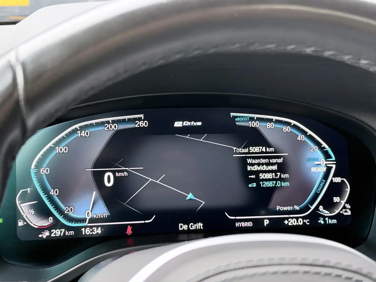 xDrive30e M sport 292 PK | Trekhaak | Elektrische stoelen | Akoestisch glas | Hifi | Digital cockpit
