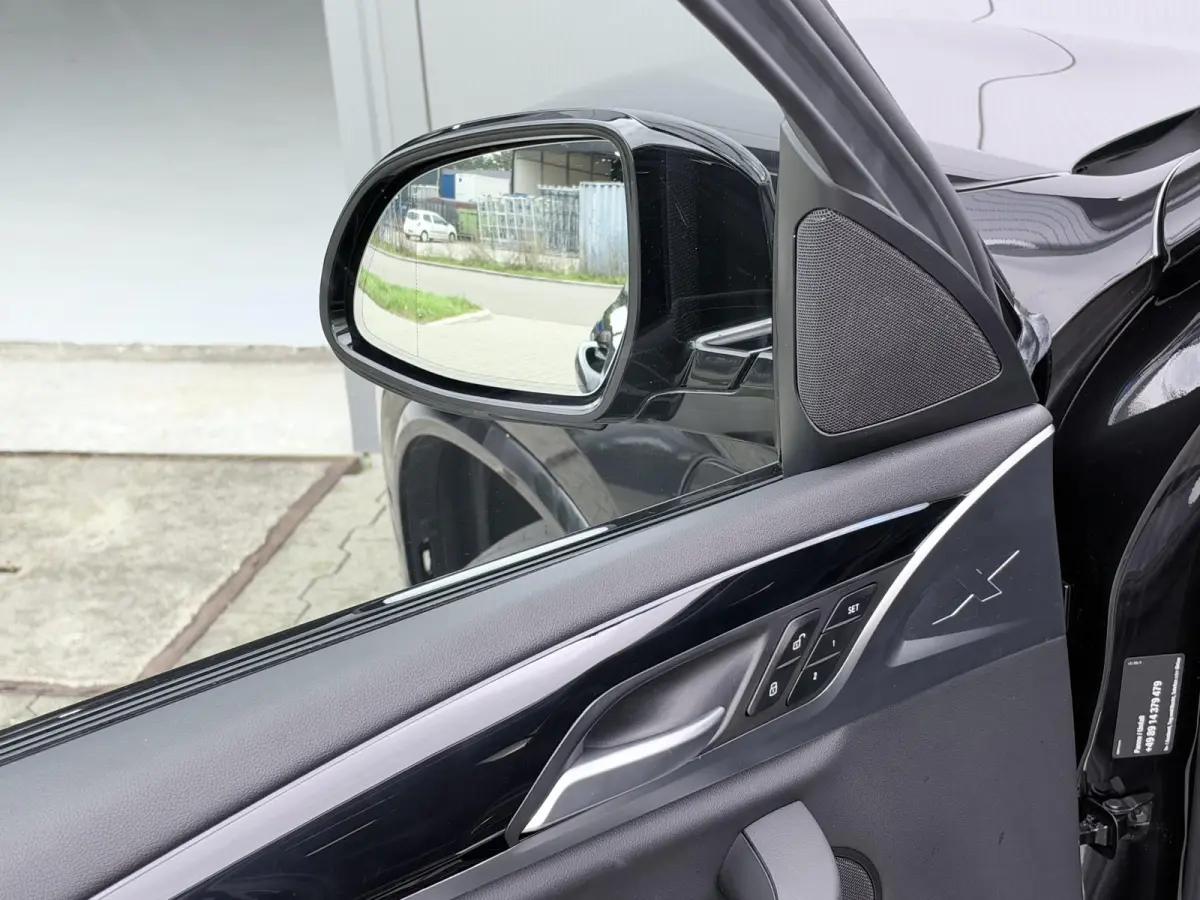 xDrive30e M sport 292 PK | Trekhaak | Elektrische stoelen | Akoestisch glas | Hifi | Digital cockpit