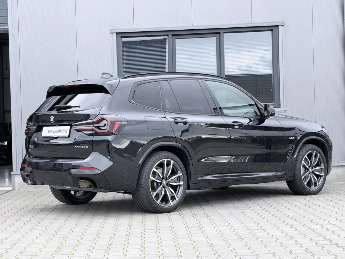 xDrive30e M sport 292 PK | Trekhaak | Elektrische stoelen | Akoestisch glas | Hifi | Digital cockpit