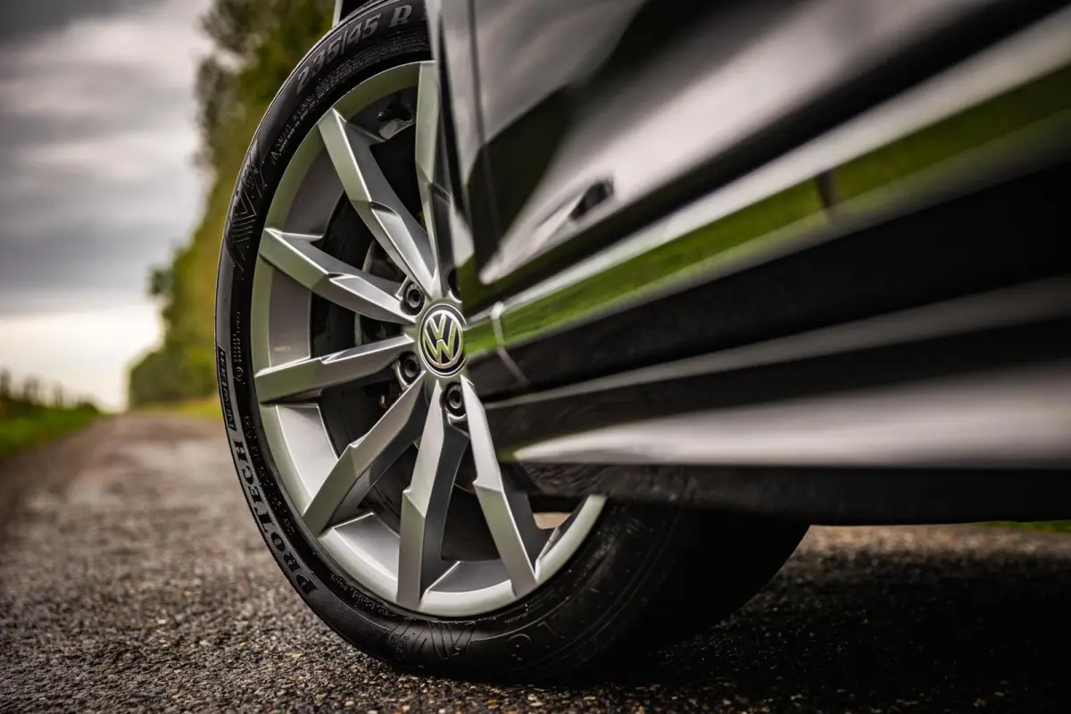 2.0 TDI Elegance Business R