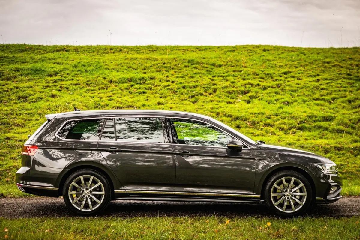 2.0 TDI Elegance Business R