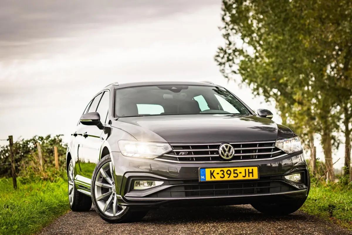 2.0 TDI Elegance Business R