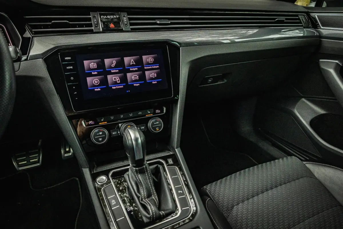 2.0 TDI Elegance Business R