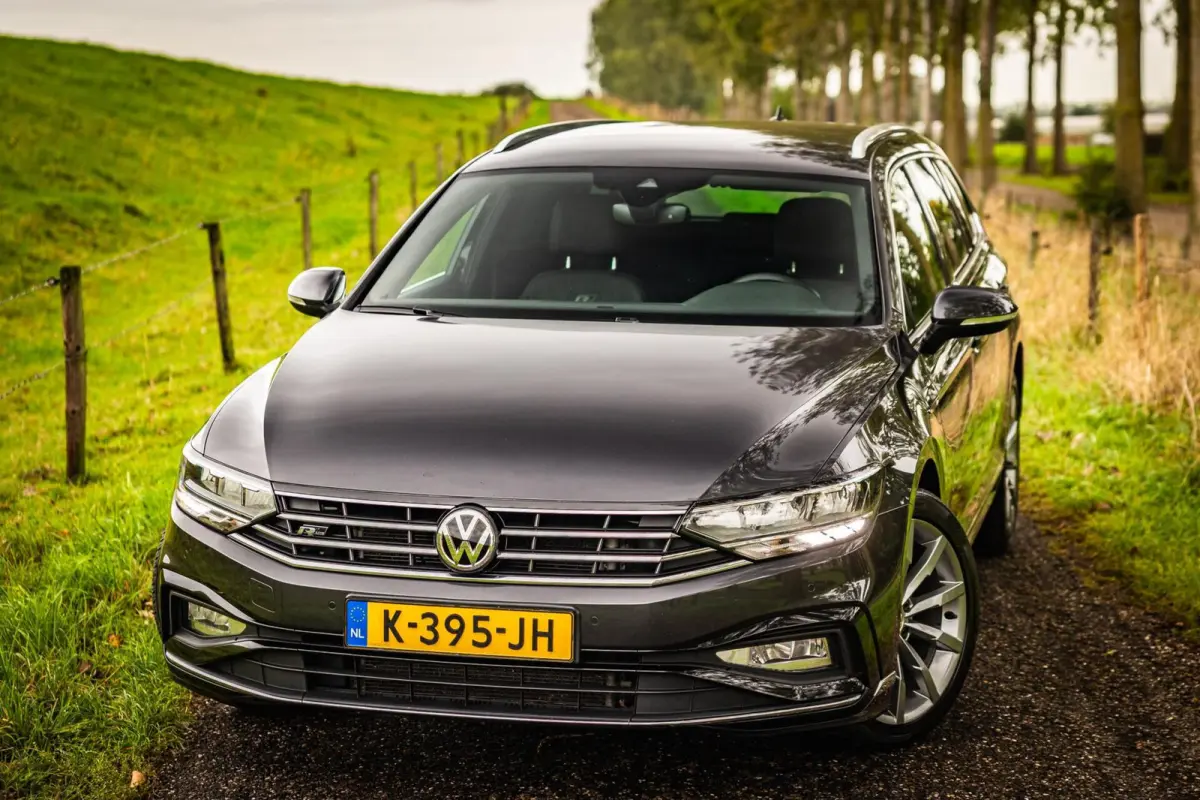 2.0 TDI Elegance Business R