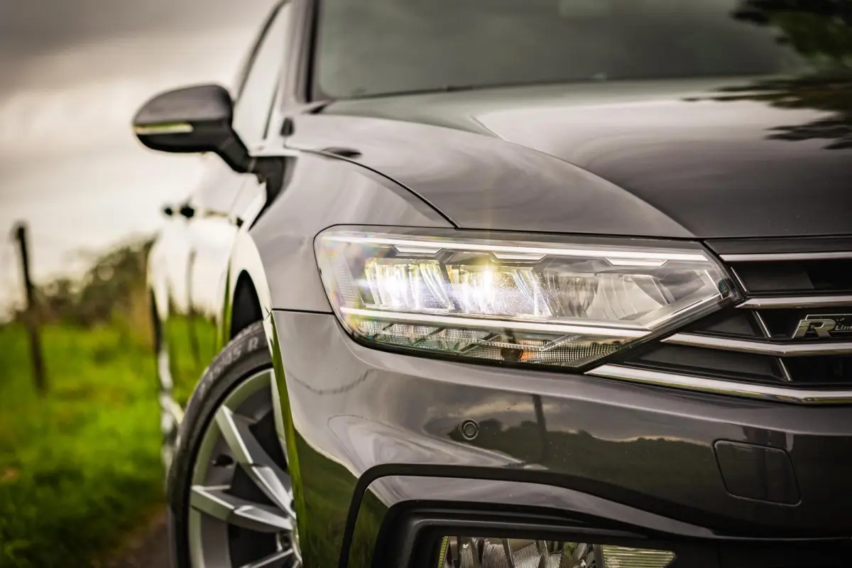 2.0 TDI Elegance Business R