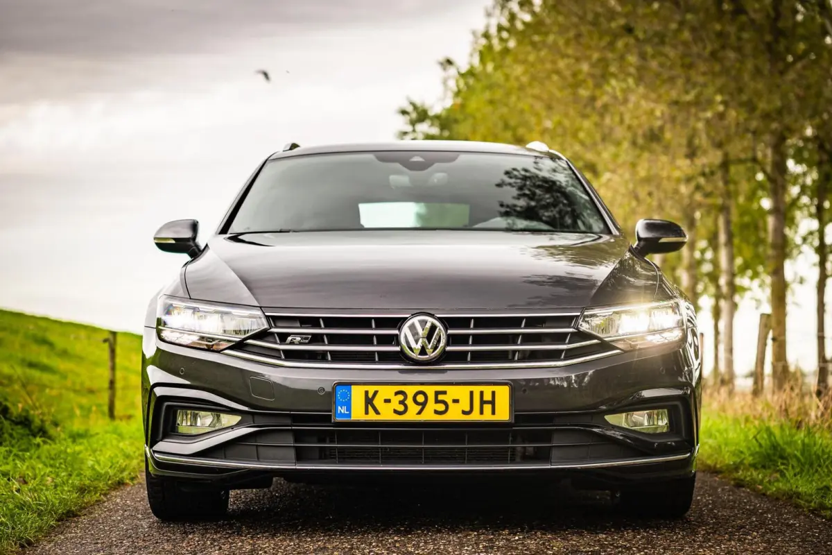 2.0 TDI Elegance Business R