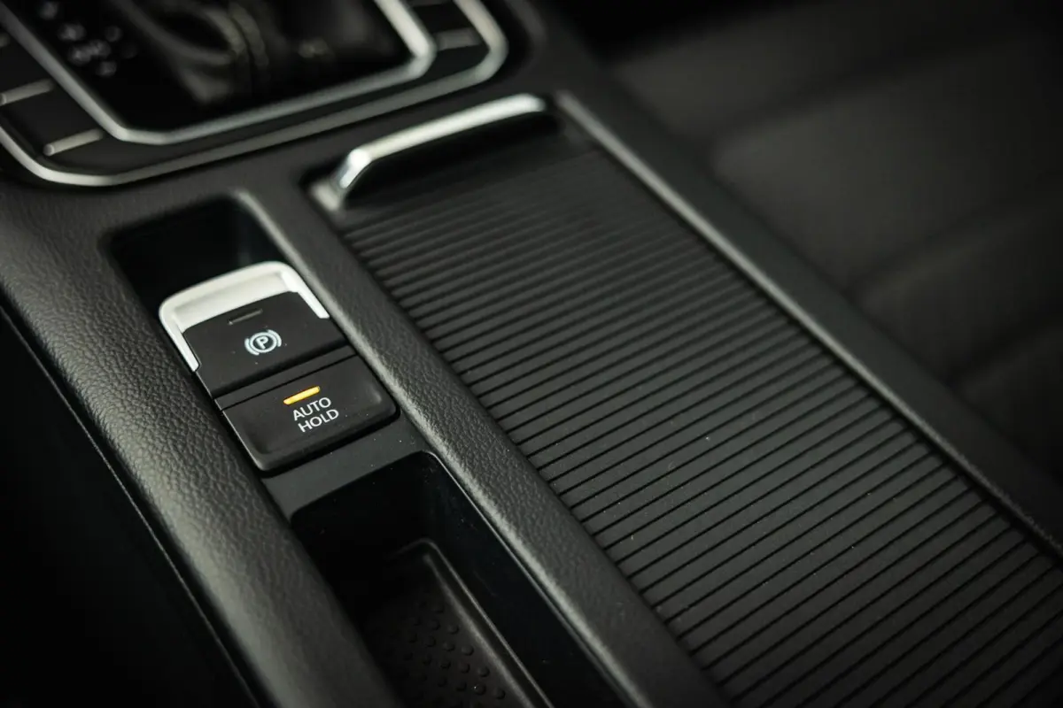 2.0 TDI Elegance Business R