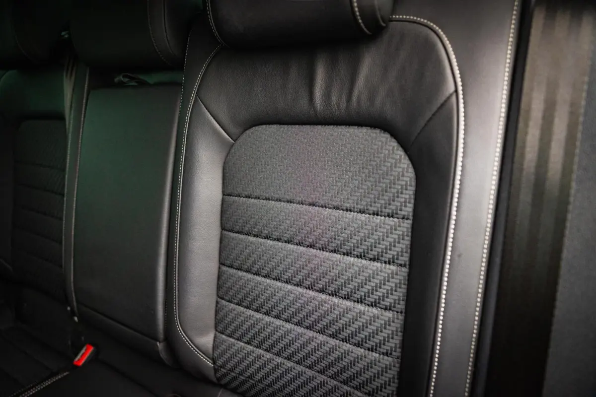 2.0 TDI Elegance Business R