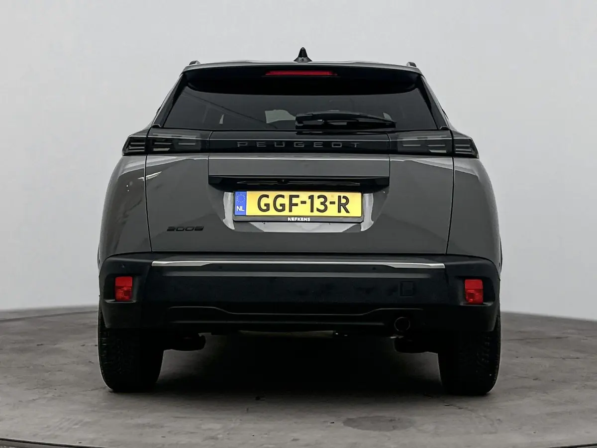 SUV 100pk Allure | 360% Camera | Verwarmbare voorstoelen | Carplay | Dodehoekbewaking | Navigatie |