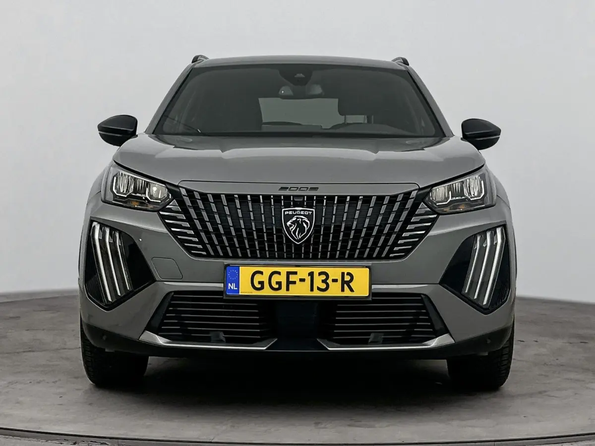 SUV 100pk Allure | 360% Camera | Verwarmbare voorstoelen | Carplay | Dodehoekbewaking | Navigatie |