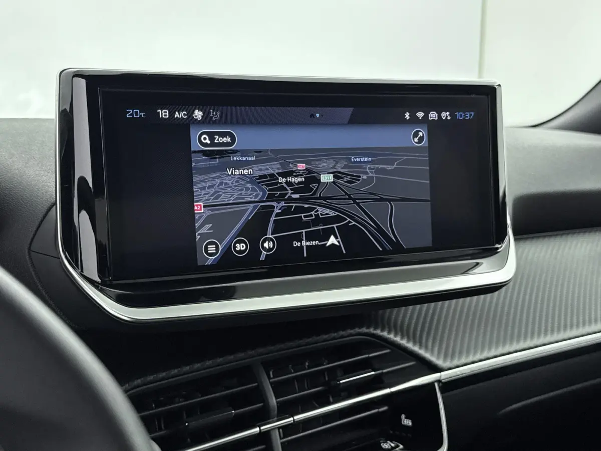 SUV 100pk Allure | 360% Camera | Verwarmbare voorstoelen | Carplay | Dodehoekbewaking | Navigatie |
