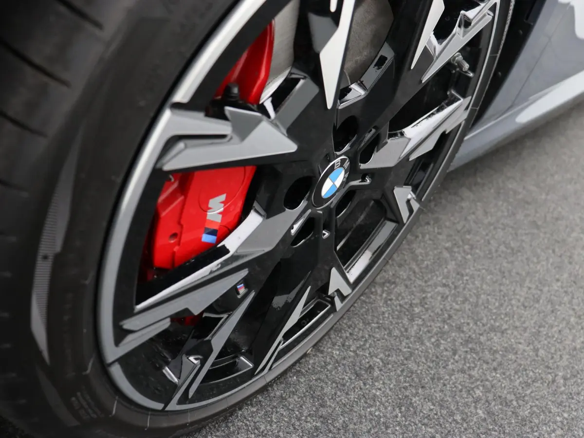 120 M Sportpakket Pro | Premium Pack | Stuurwielrand Verwarmd | Driving Assistant Plus | Harman Kardon | 19''
