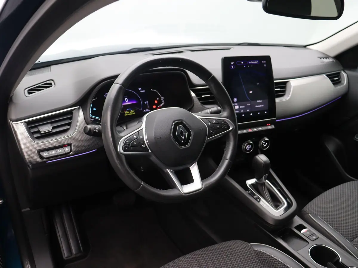 1.6 E-Tech Hybrid 145 Intens | Climate control | Stoel en stuurverwarming | Adaptive cruise control | Groot infotainment scherm | Half leder | Ledverlichting |