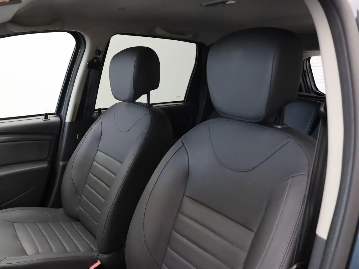 1.2 TCe 4x2 Prestige | Navigatie | Achteruitrijcamera | Parkeersensoren achter | Airco | Cruise control |