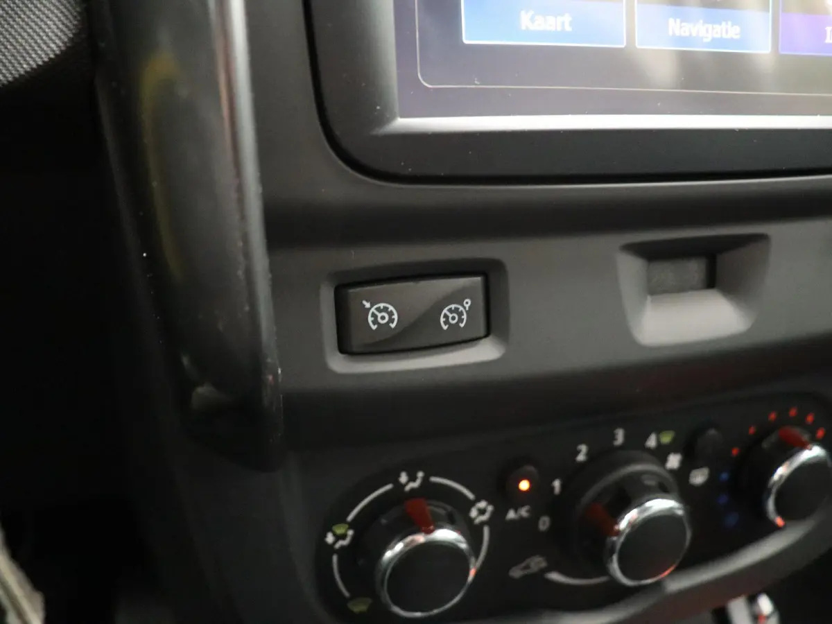 1.2 TCe 4x2 Prestige | Navigatie | Achteruitrijcamera | Parkeersensoren achter | Airco | Cruise control |