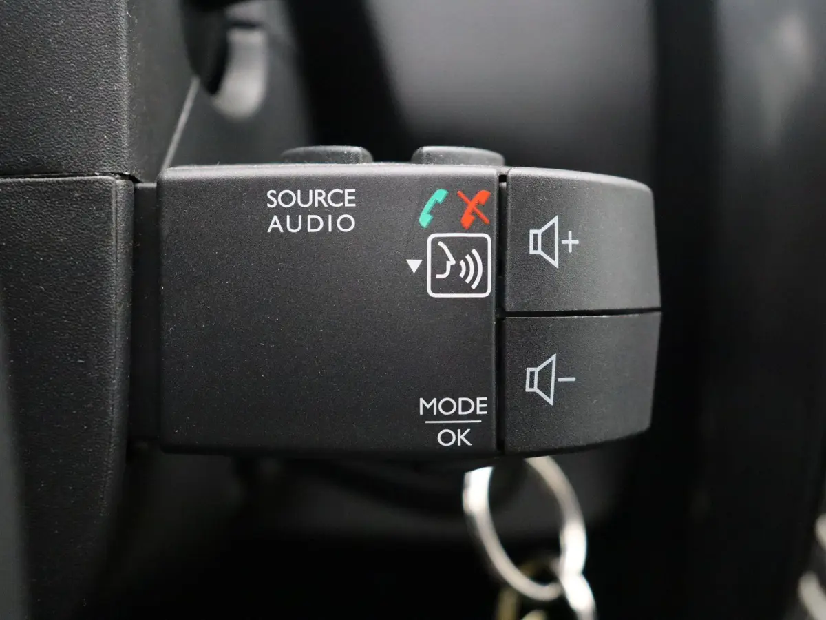 1.2 TCe 4x2 Prestige | Navigatie | Achteruitrijcamera | Parkeersensoren achter | Airco | Cruise control |