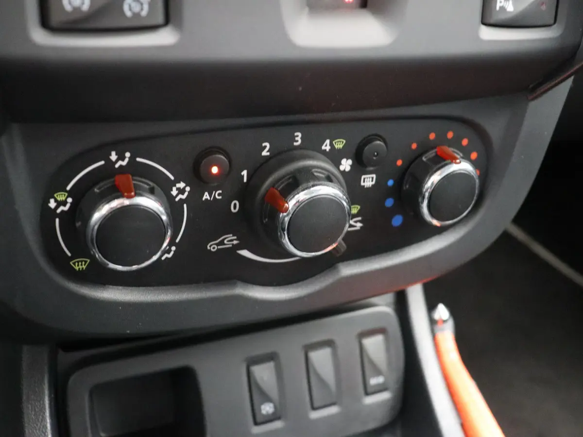 1.2 TCe 4x2 Prestige | Navigatie | Achteruitrijcamera | Parkeersensoren achter | Airco | Cruise control |