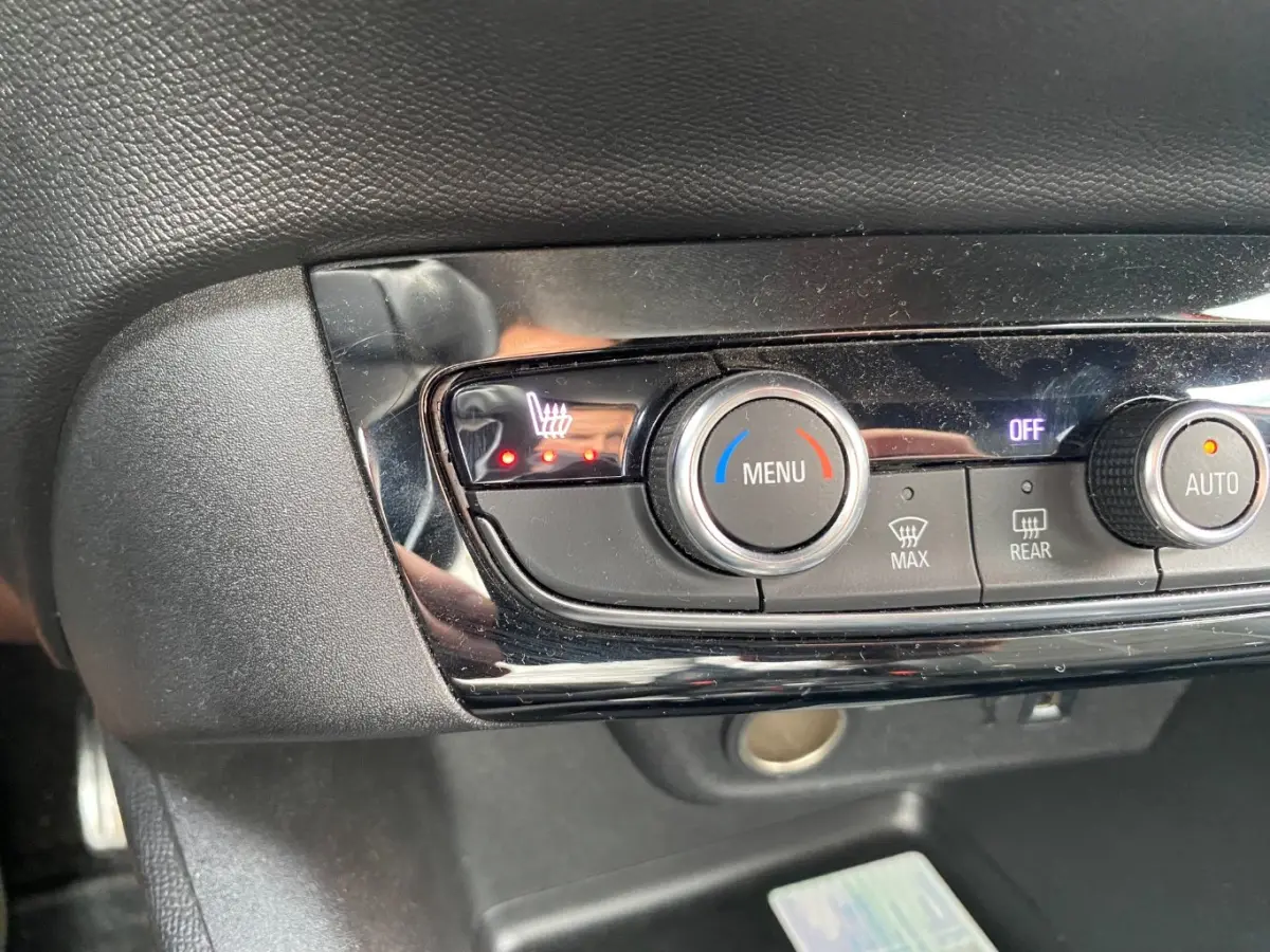 Ultimate 50 kWh 3-Fase 94,2%SOH! | Navigatie | Matrix-LED | Dealeronderhouden | Massagestoel | Stoel/Stuurverwarming | Parkeersensoren | !!