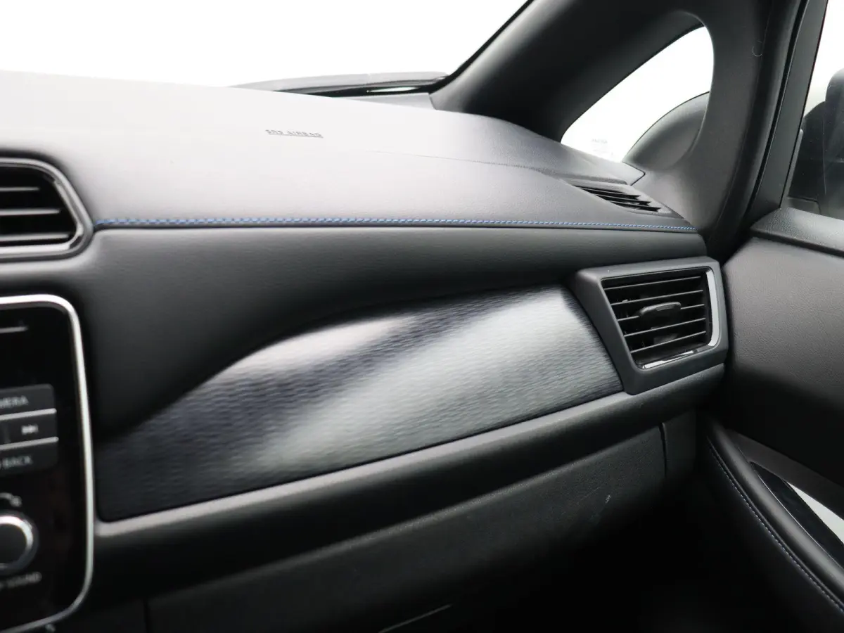 Tekna 40 kWh | Bose Premium Audio | 87% SoH | Adaptive cruise control | Lederen bekleding | Climate control | Stoel en stuurverwarming |