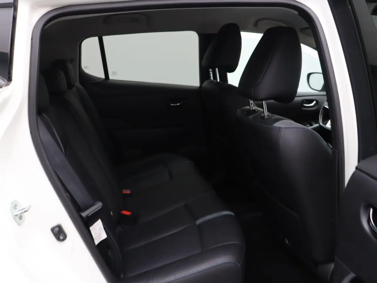 Tekna 40 kWh | Bose Premium Audio | 87% SoH | Adaptive cruise control | Lederen bekleding | Climate control | Stoel en stuurverwarming |