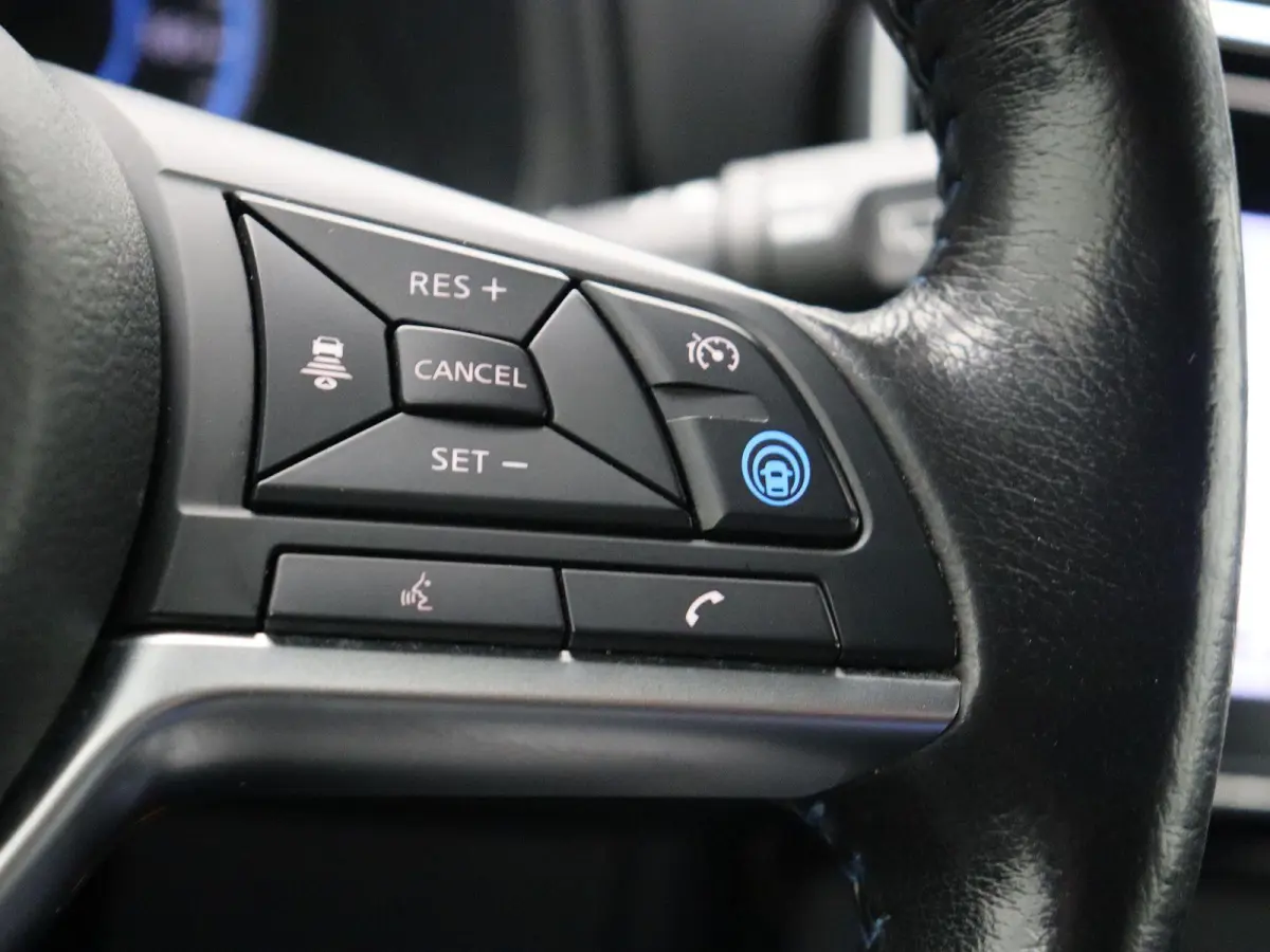 Tekna 40 kWh | Bose Premium Audio | 87% SoH | Adaptive cruise control | Lederen bekleding | Climate control | Stoel en stuurverwarming |