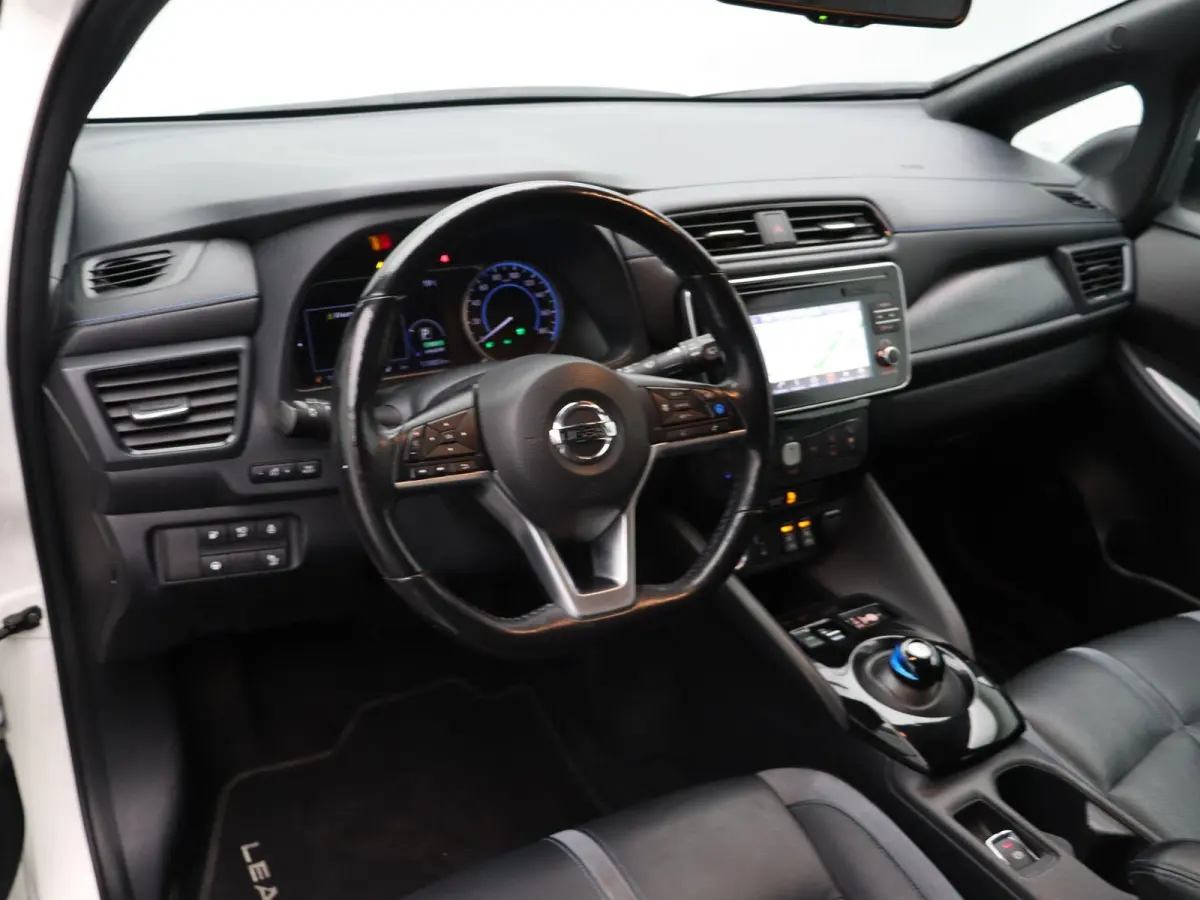 Tekna 40 kWh | Bose Premium Audio | 87% SoH | Adaptive cruise control | Lederen bekleding | Climate control | Stoel en stuurverwarming |