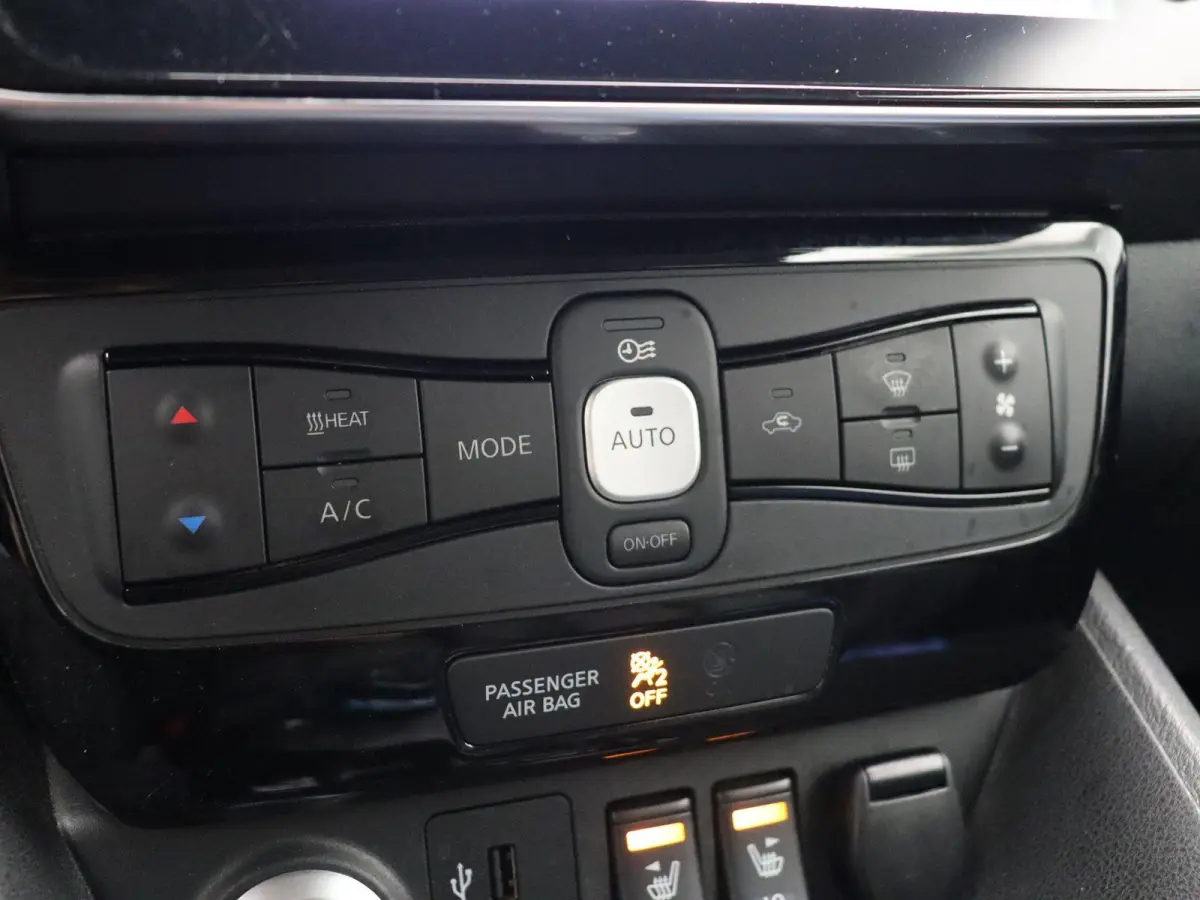Tekna 40 kWh | Bose Premium Audio | 87% SoH | Adaptive cruise control | Lederen bekleding | Climate control | Stoel en stuurverwarming |