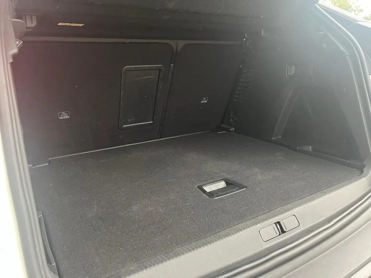 1.2 PureTech GT | Glazen panorama-dak | Black pack |Voorstoelen verwarmd | Cruise control adaptief | Apple Carplay/Android | Navi |