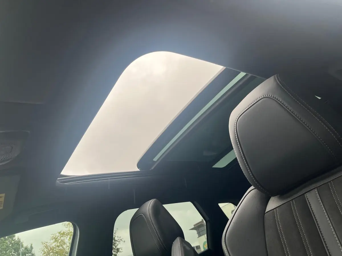 1.2 PureTech GT | Glazen panorama-dak | Black pack |Voorstoelen verwarmd | Cruise control adaptief | Apple Carplay/Android | Navi |