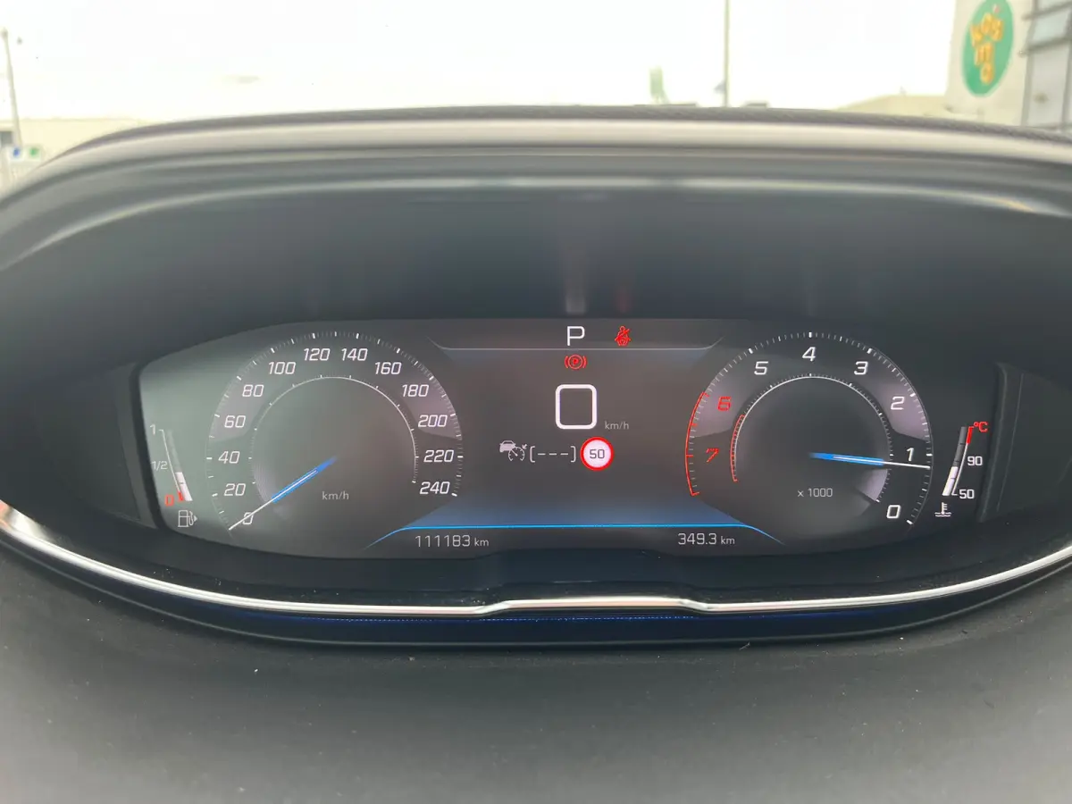 1.2 PureTech GT | Glazen panorama-dak | Black pack |Voorstoelen verwarmd | Cruise control adaptief | Apple Carplay/Android | Navi |