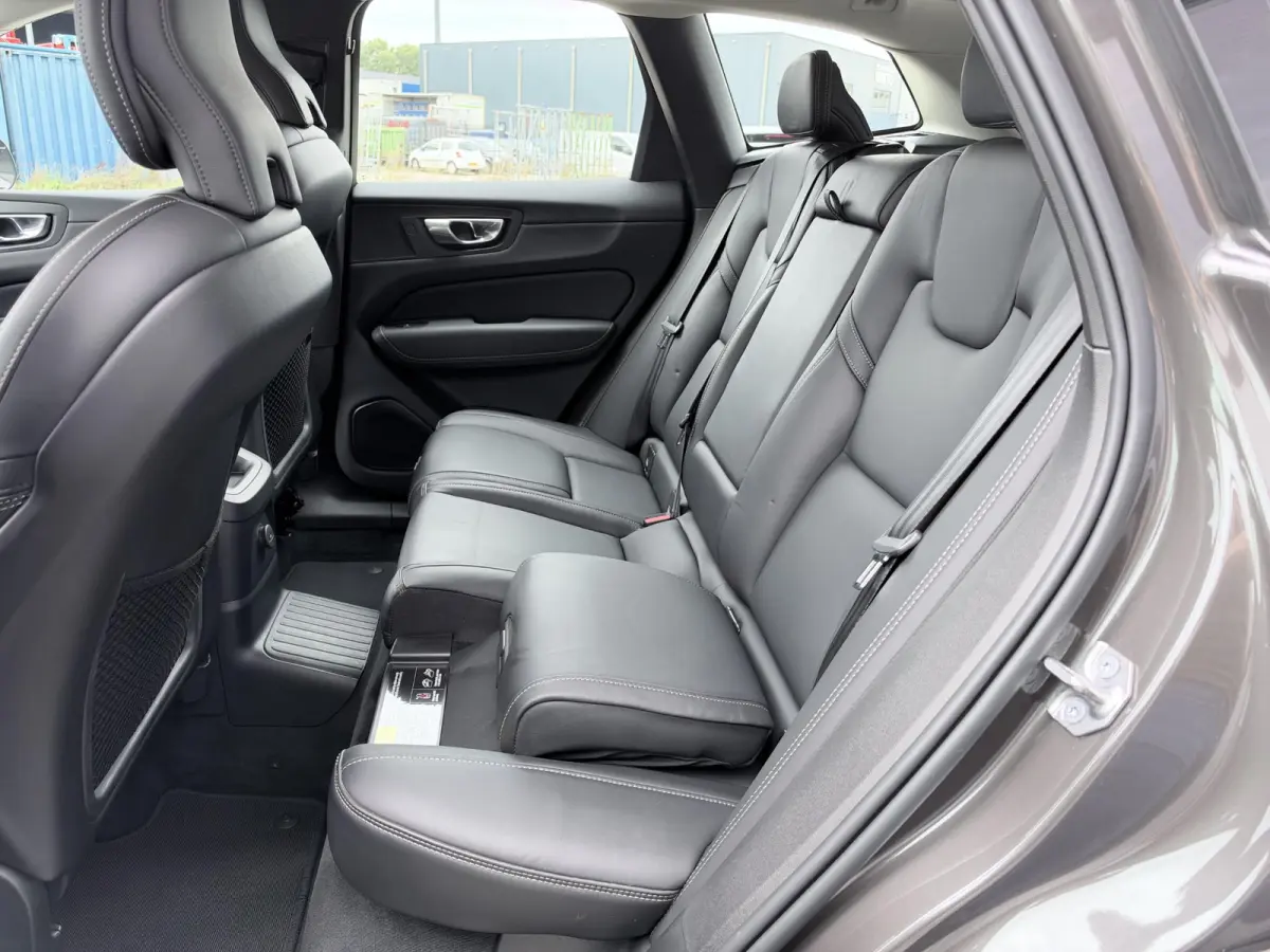 2.0 T8 Plug-in hybrid AWD Inscription 455 PK | Long Range | Luchtvering | Trekhaak | Nappa leder | Massage stoelen