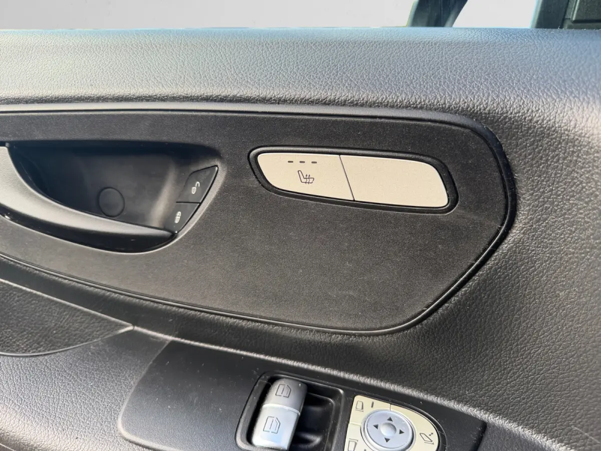 110 CDI Lang- Euro 6, Trekhaak, 3 Pers, Camera, Stoelverwarming, Park Assist