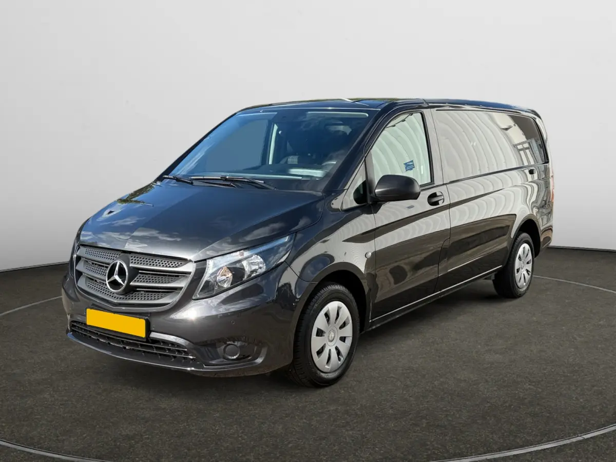 110 CDI Lang- Euro 6, Trekhaak, 3 Pers, Camera, Stoelverwarming, Park Assist