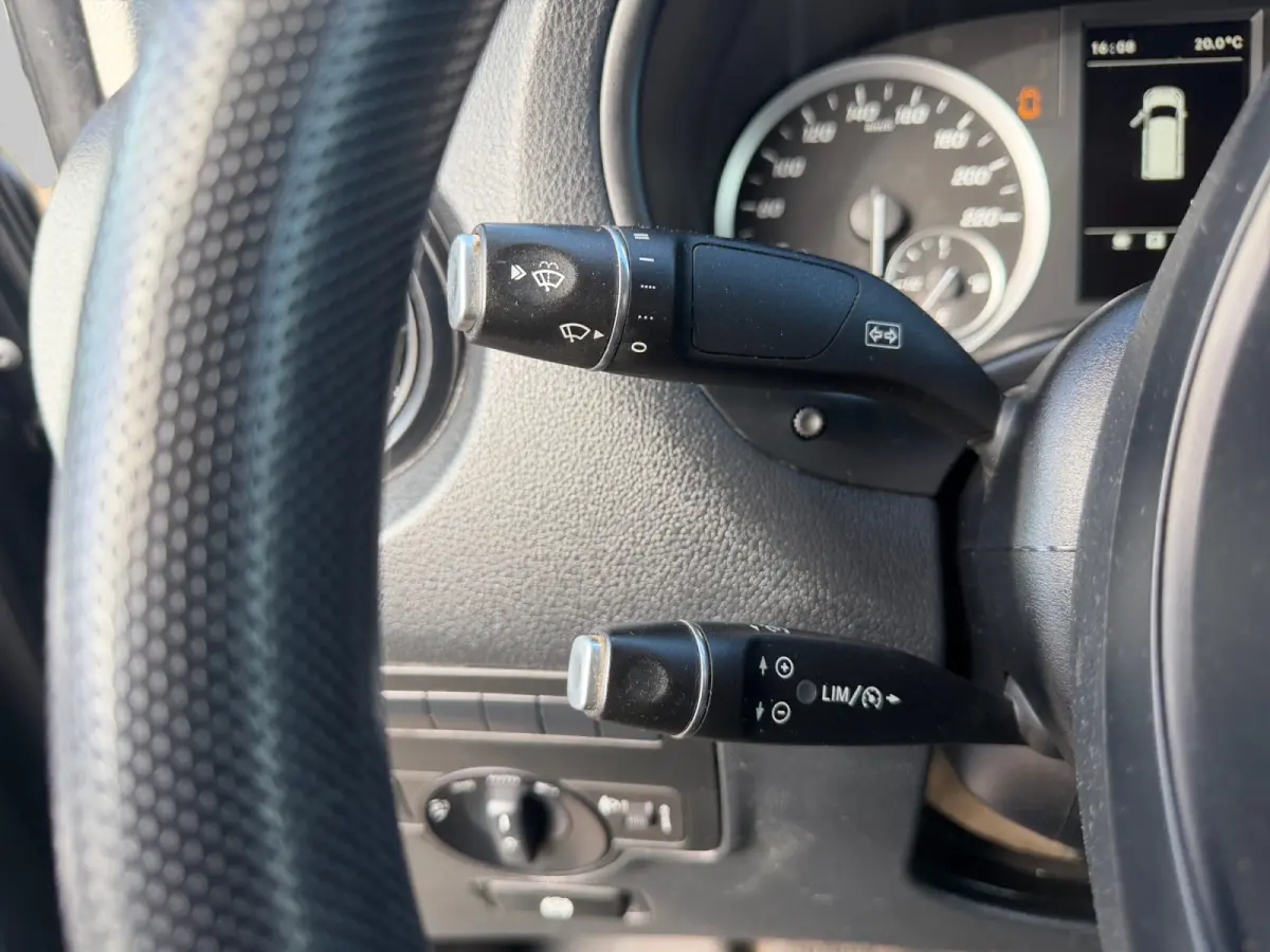 110 CDI Lang- Euro 6, Trekhaak, 3 Pers, Camera, Stoelverwarming, Park Assist