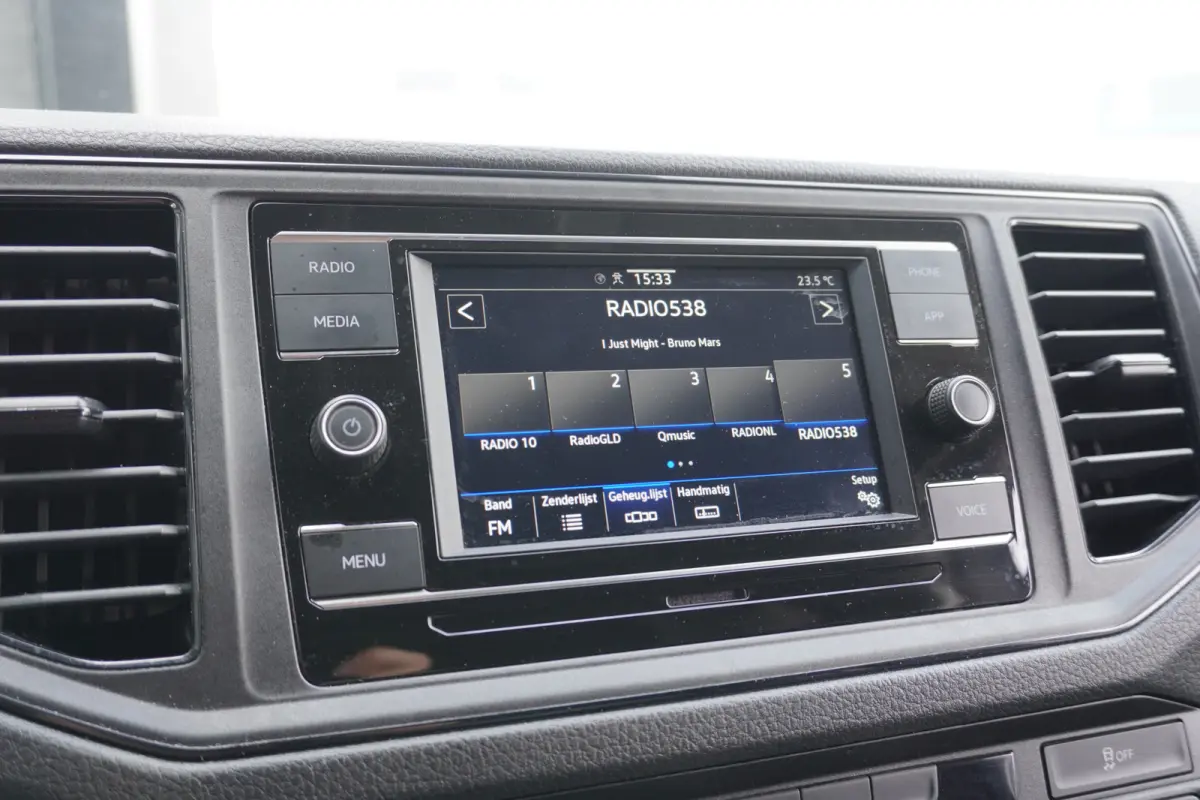 2.0 TDI L3H3 140PK EURO 6 - Airco - Cruise - PDC - €19.900,- Excl.