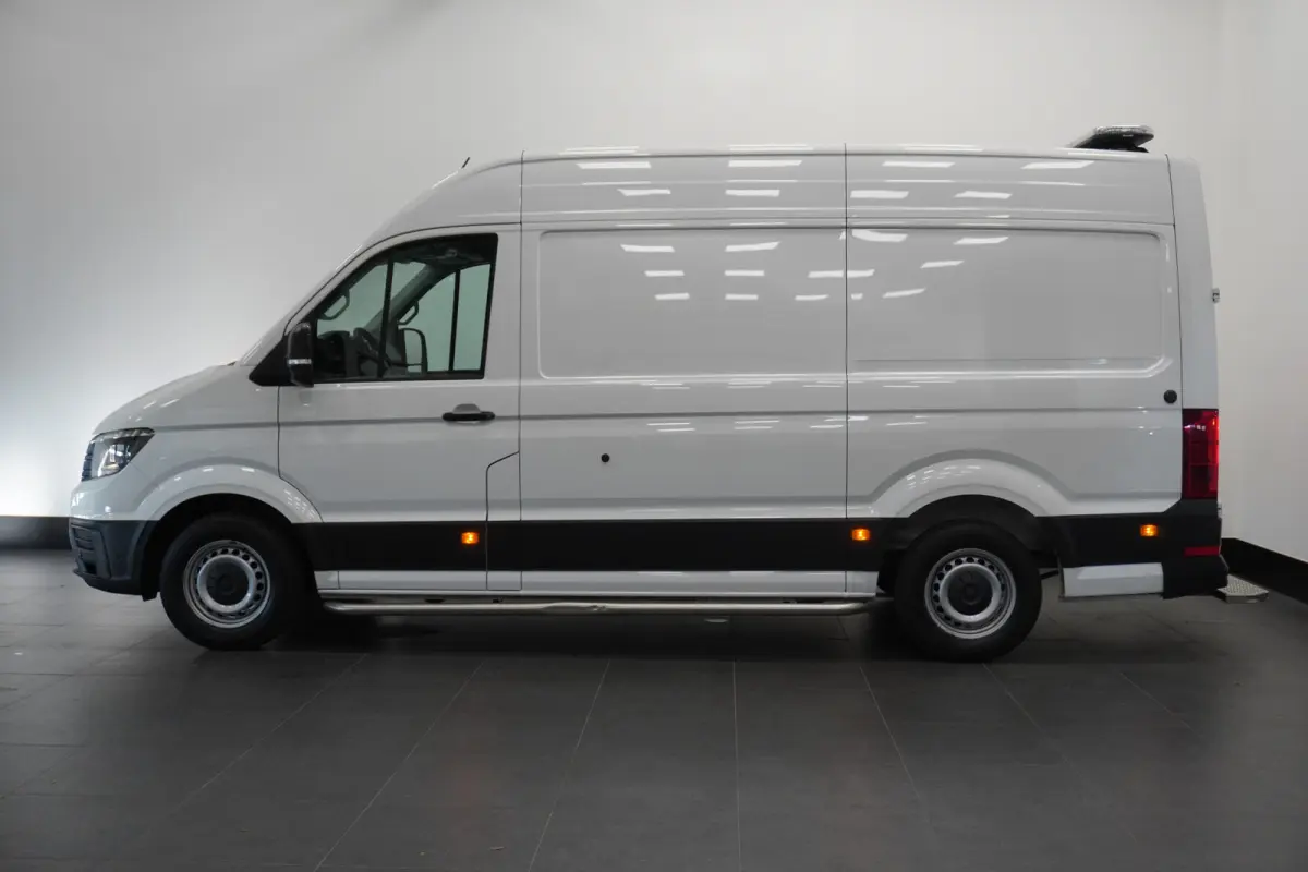 2.0 TDI L3H3 140PK EURO 6 - Airco - Cruise - PDC - €19.900,- Excl.