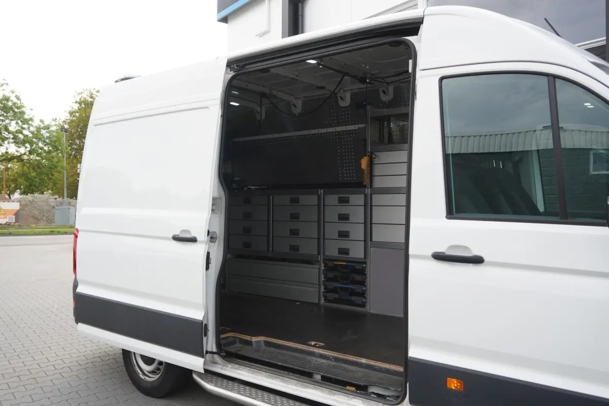 2.0 TDI L3H3 140PK EURO 6 - Airco - Cruise - PDC - €19.900,- Excl.