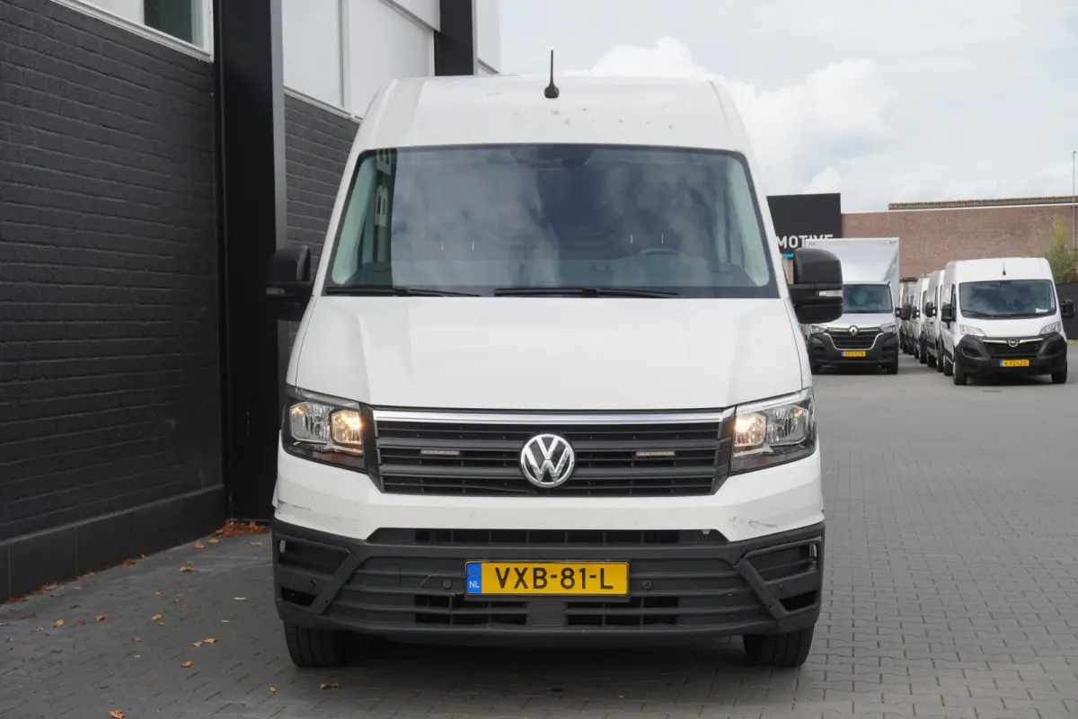 2.0 TDI L3H3 140PK EURO 6 - Airco - Cruise - PDC - €19.900,- Excl.