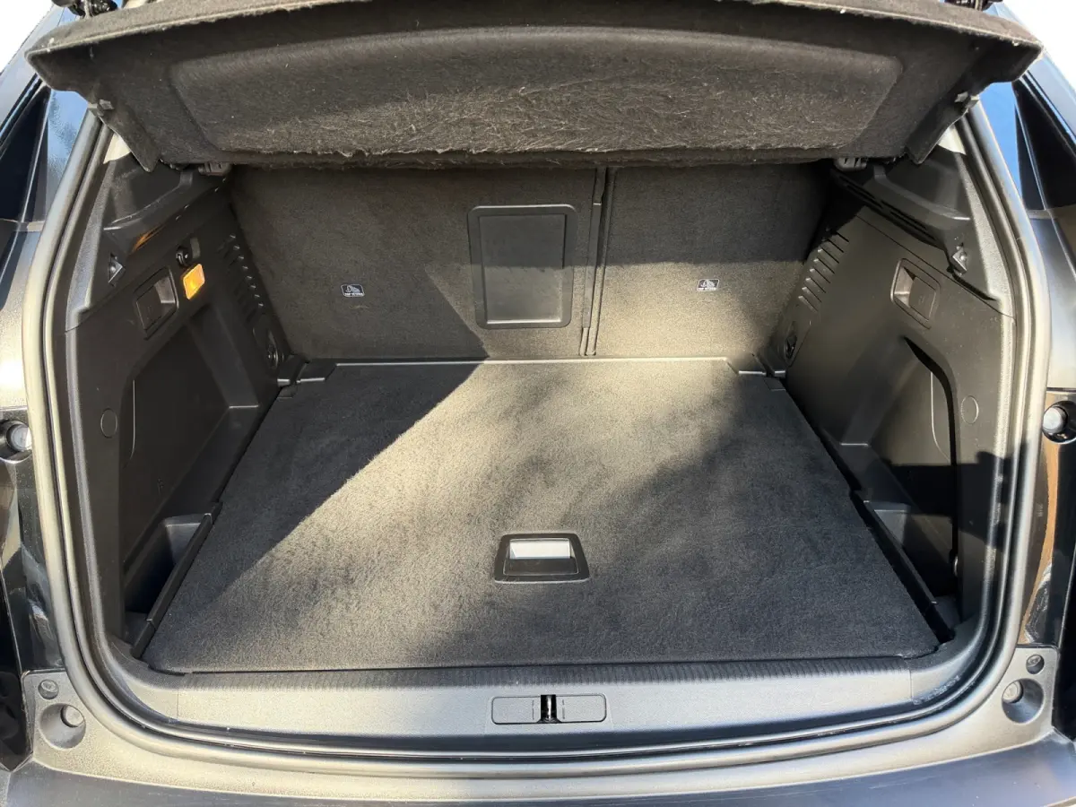1.2 PureTech Allure- NAP 86dkm, Carplay, Android Auto, 360 Camera, Keyless, Sfeerverlichting