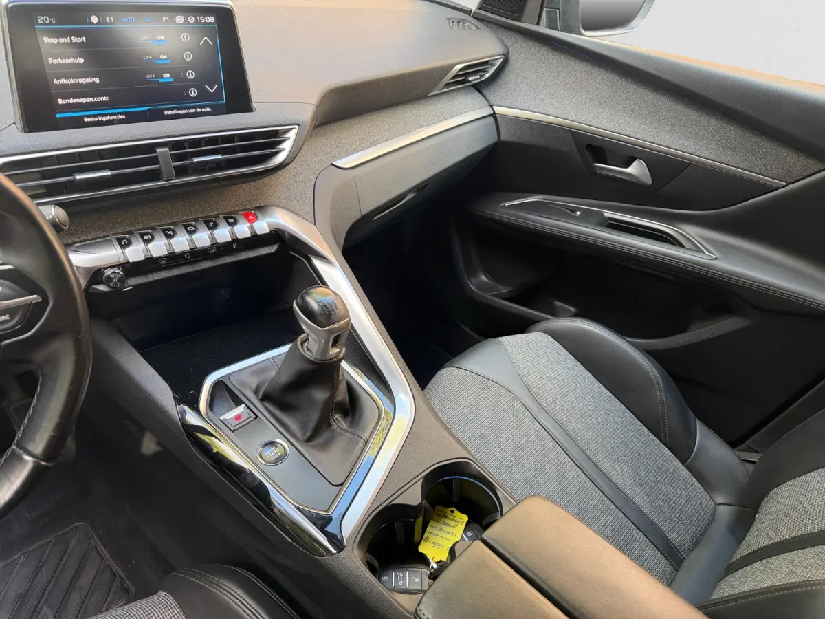 1.2 PureTech Allure- NAP 86dkm, Carplay, Android Auto, 360 Camera, Keyless, Sfeerverlichting