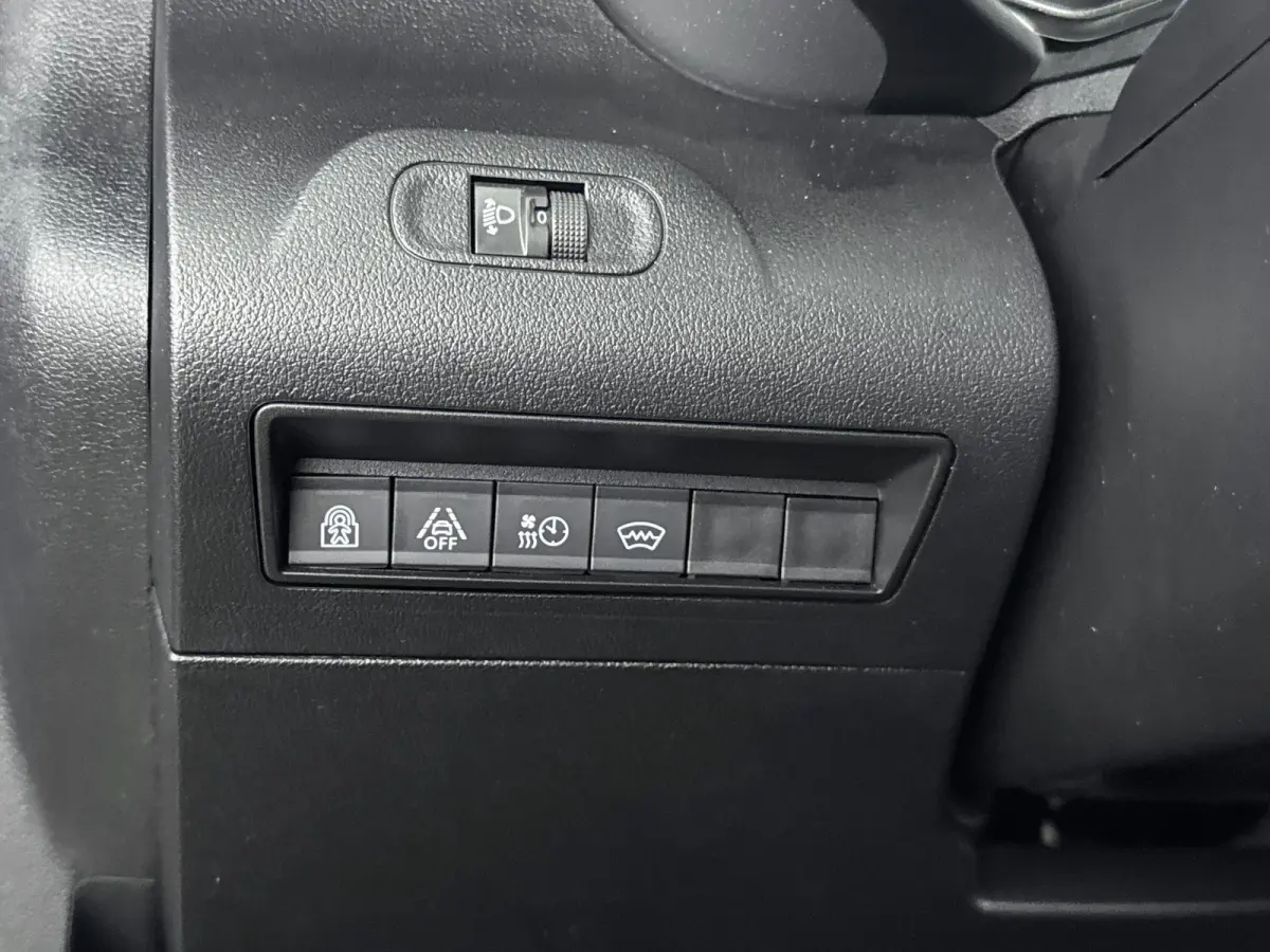 136 pk 50 kWh Shine | ACCU 95% |  Stoel/Vooruit Verwarming | Carplay | Parkeersensoren | Dodehoekbewaking | Automatische Airco