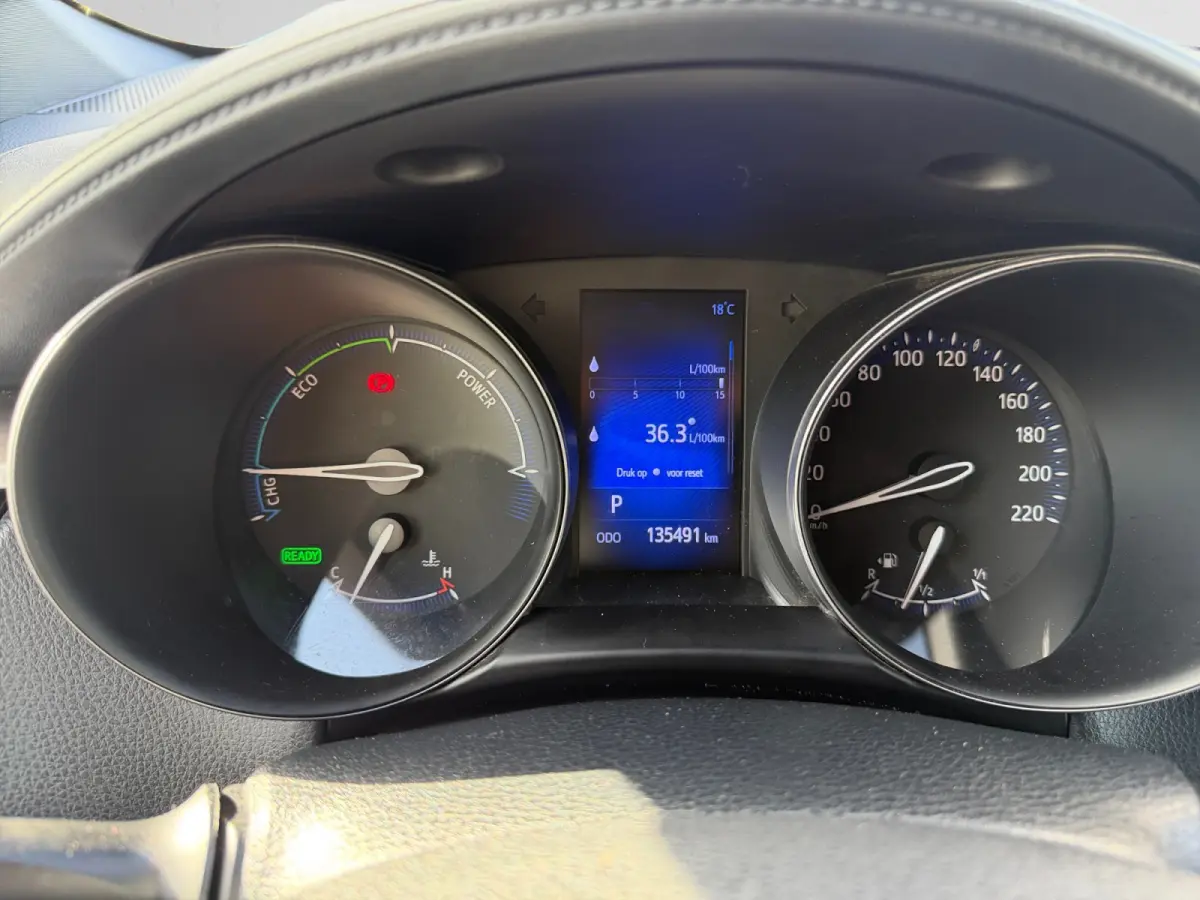1.8 Hybrid Dynamic Aut- Camera, Navigatie, Stoelverwarming, Trekhaak, Privacy Glass