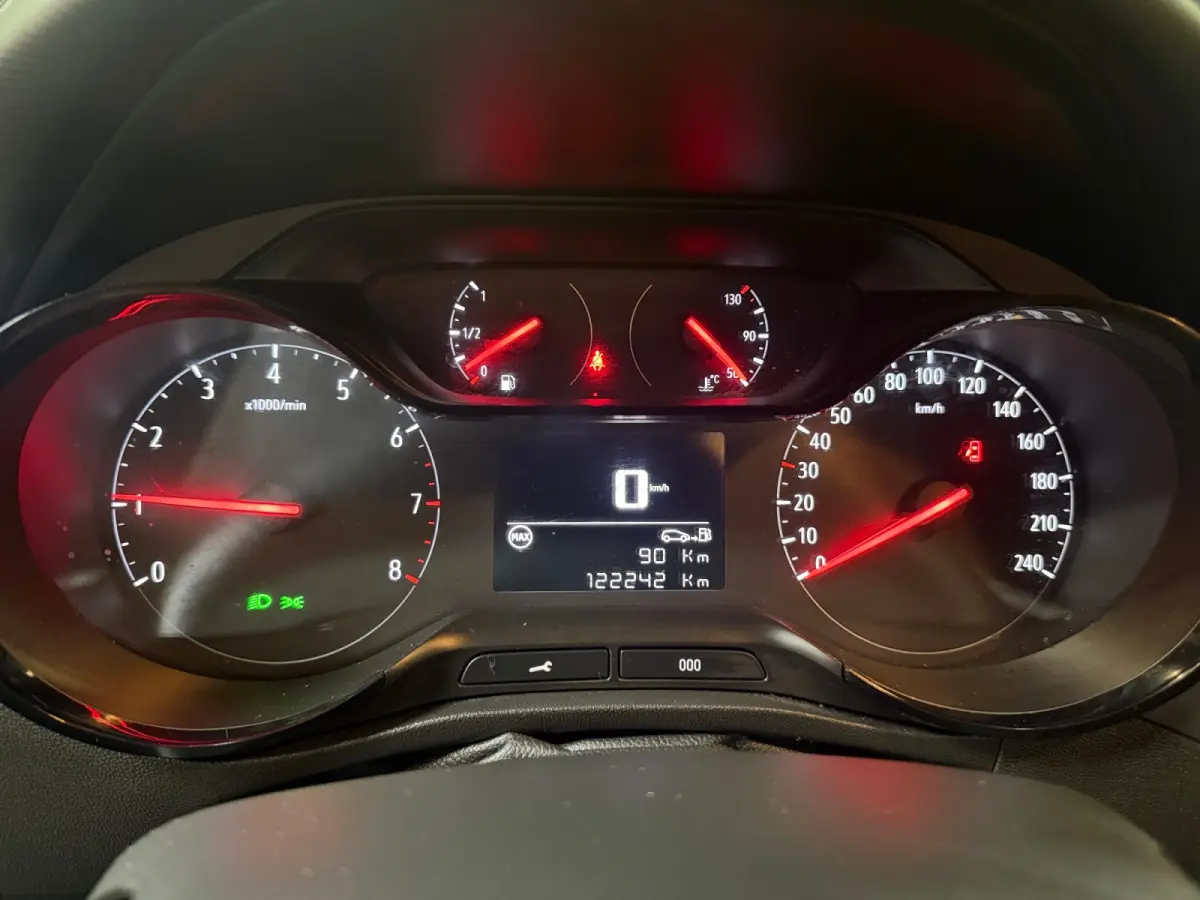 1.2 Edition- Carplay, Android Auto, Stuur/Stoelverwarming, Lane Assist