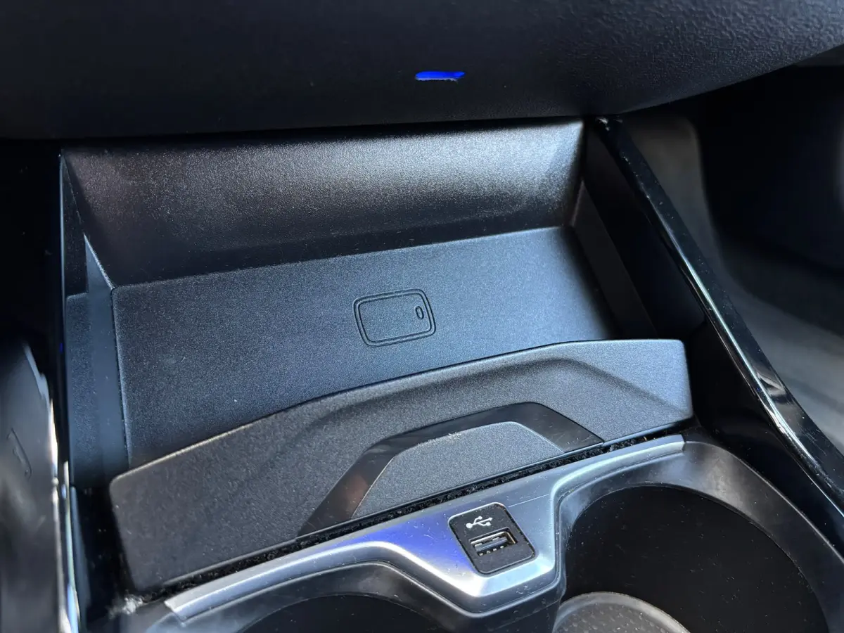 118d High Executive | M Pakket | Shadow Line | Apple Carplay | Achterruitrijcamera