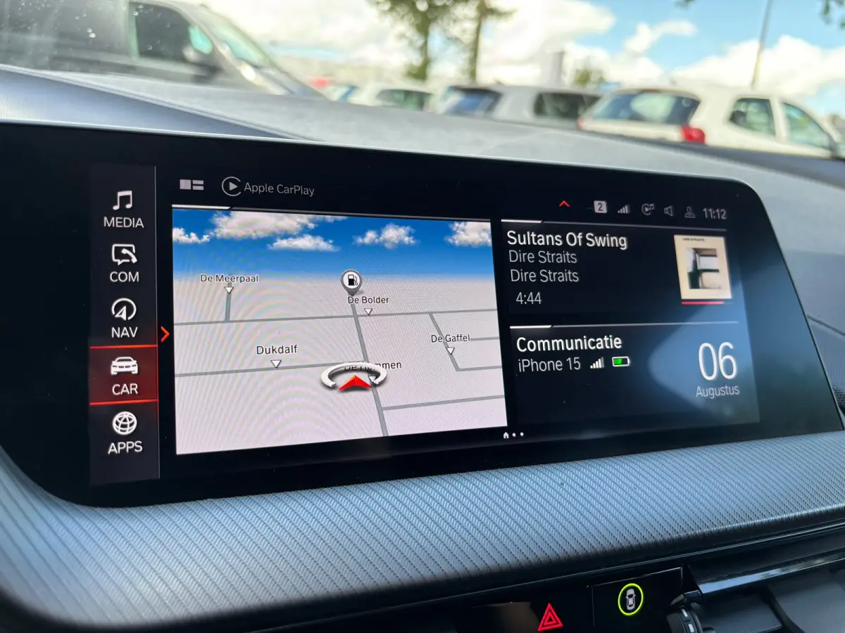 118d High Executive | M Pakket | Shadow Line | Apple Carplay | Achterruitrijcamera